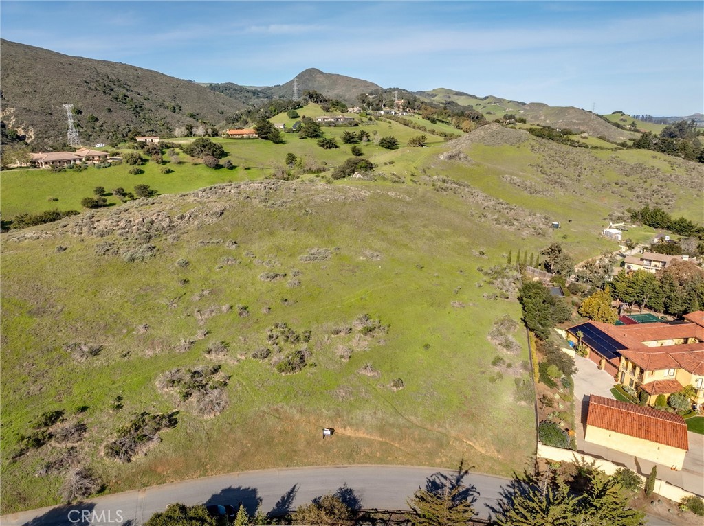 730 Via Laguna, San Luis Obispo, CA 93405