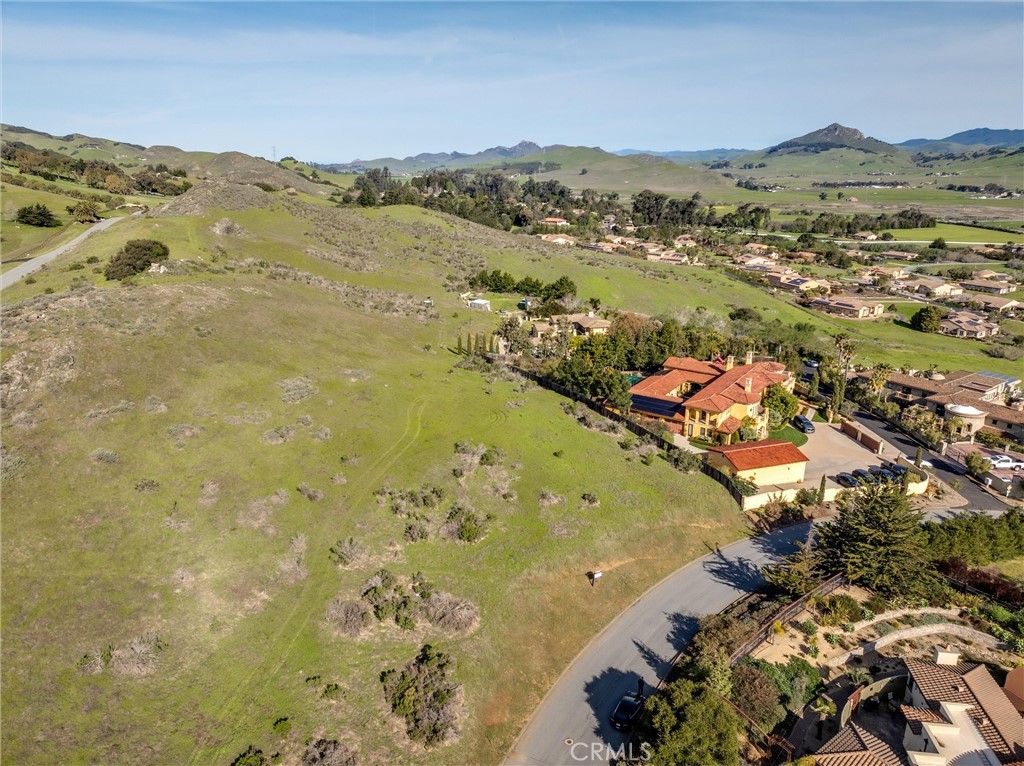 730 Via Laguna, San Luis Obispo, CA 93405