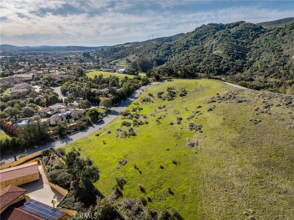 730 Via Laguna, San Luis Obispo, CA 93405