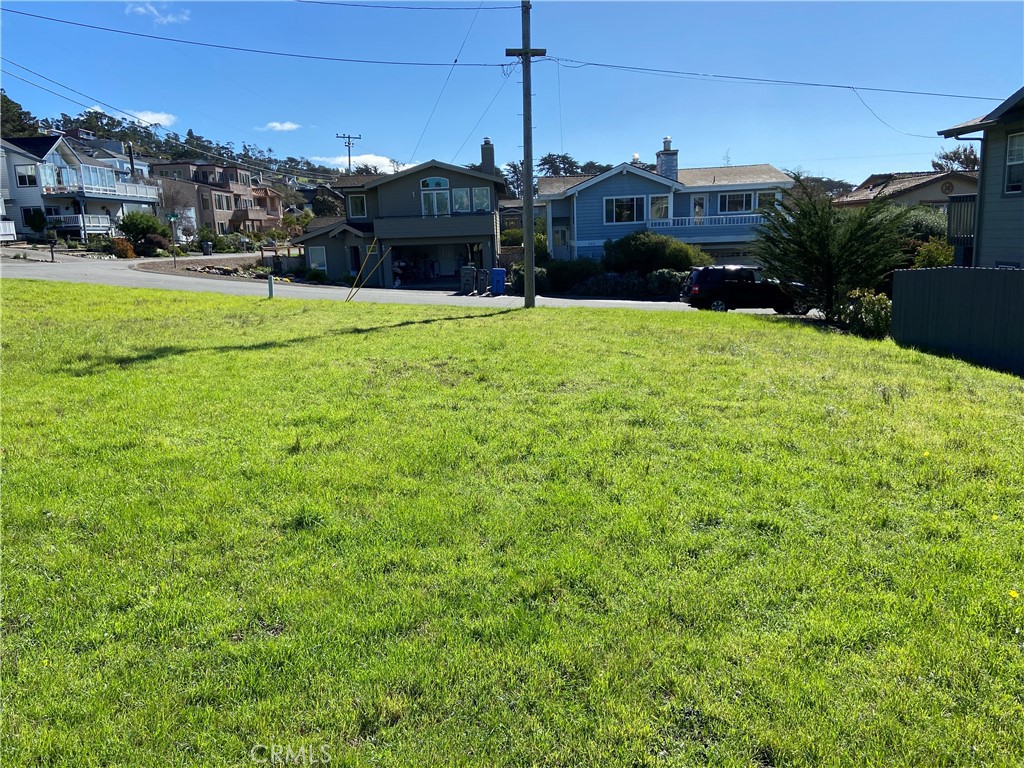 395 Ivar St, Cambria, CA 93428