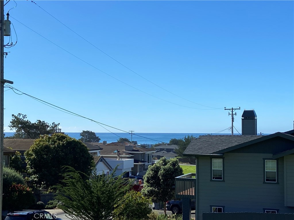 395 Ivar St, Cambria, CA 93428