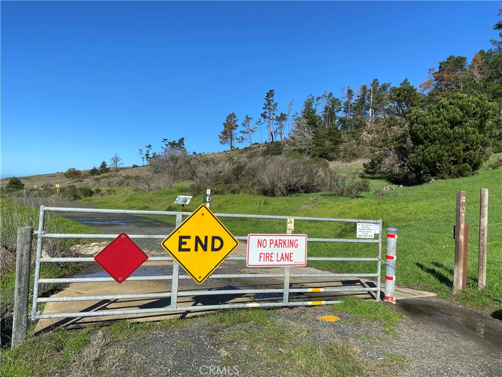 395 Ivar St, Cambria, CA 93428