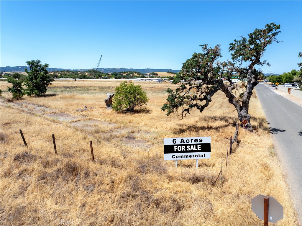 6229 Monterey Rd, Paso Robles, CA 93446