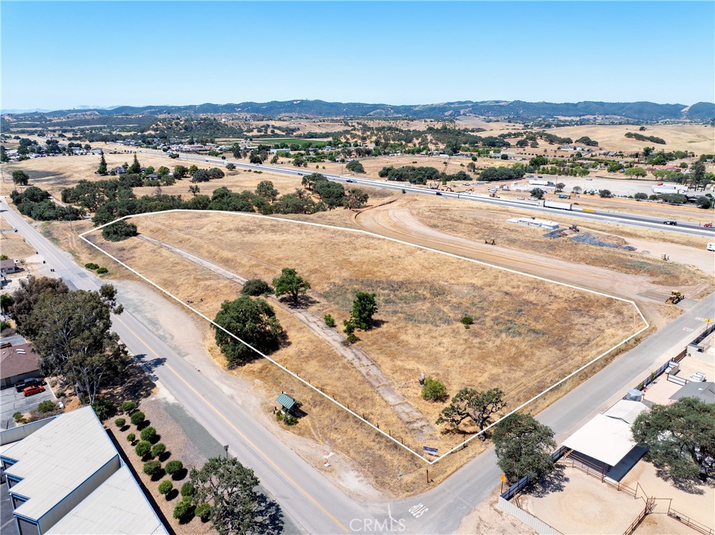 6229 Monterey Rd, Paso Robles, CA 93446