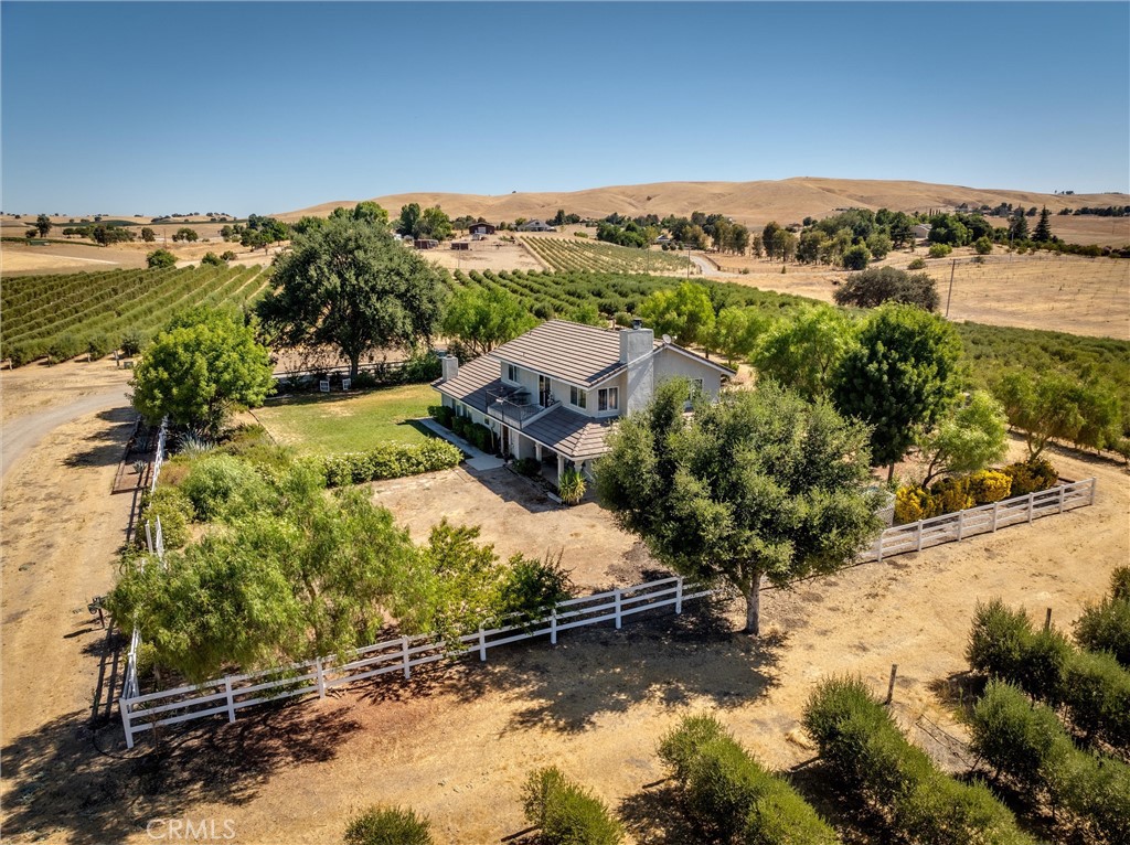 5055 Rancho La Loma Linda Dr, Paso Robles, CA 93446
