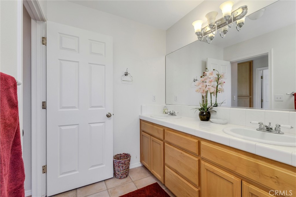 5055 Rancho La Loma Linda Dr, Paso Robles, CA 93446