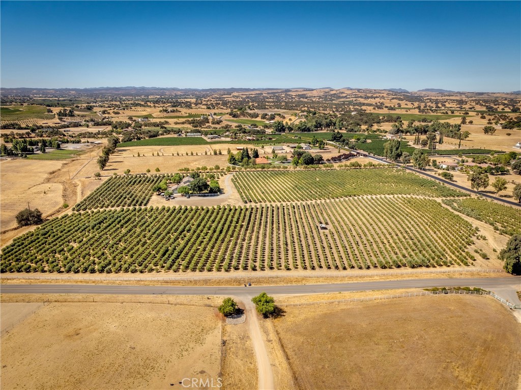 5055 Rancho La Loma Linda Dr, Paso Robles, CA 93446