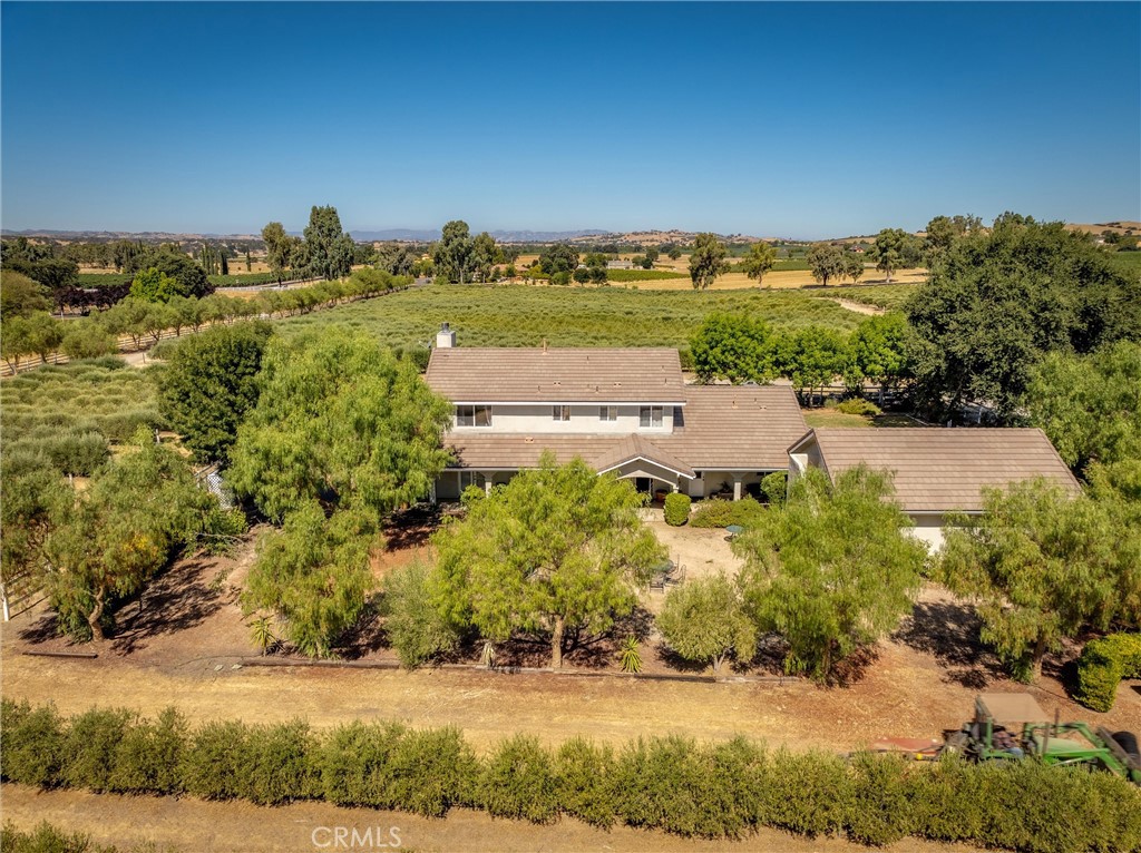 5055 Rancho La Loma Linda Dr, Paso Robles, CA 93446