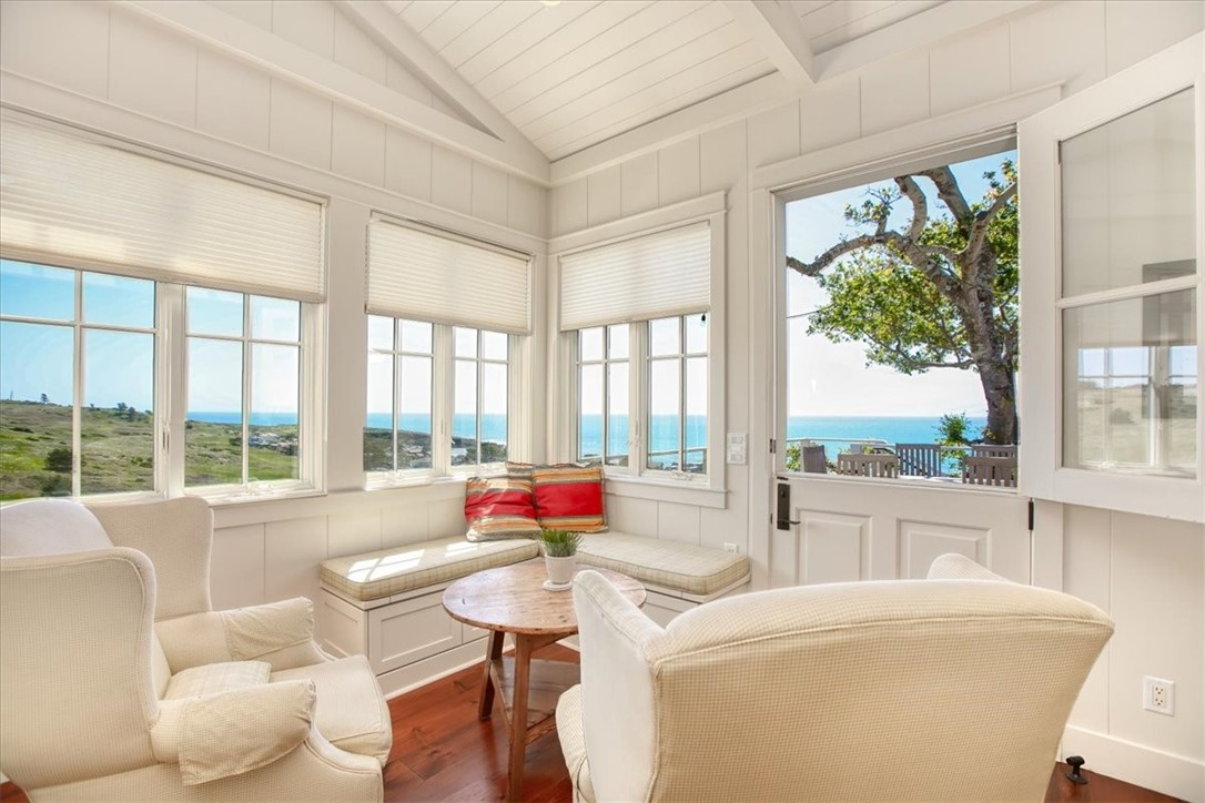 404 Huntington Road, Cambria, CA 93428