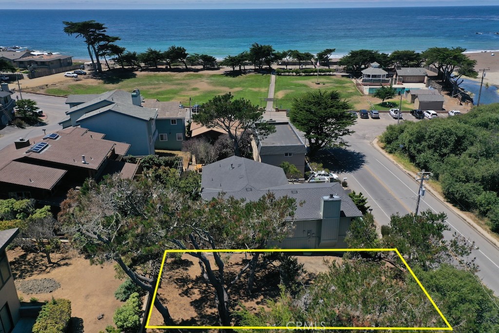 5574 Windsor Blvd, Cambria, CA 93428