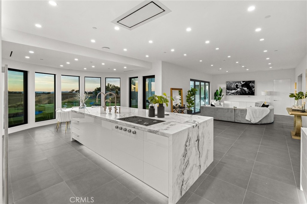 888 Camino Vina, Paso Robles, CA 93446