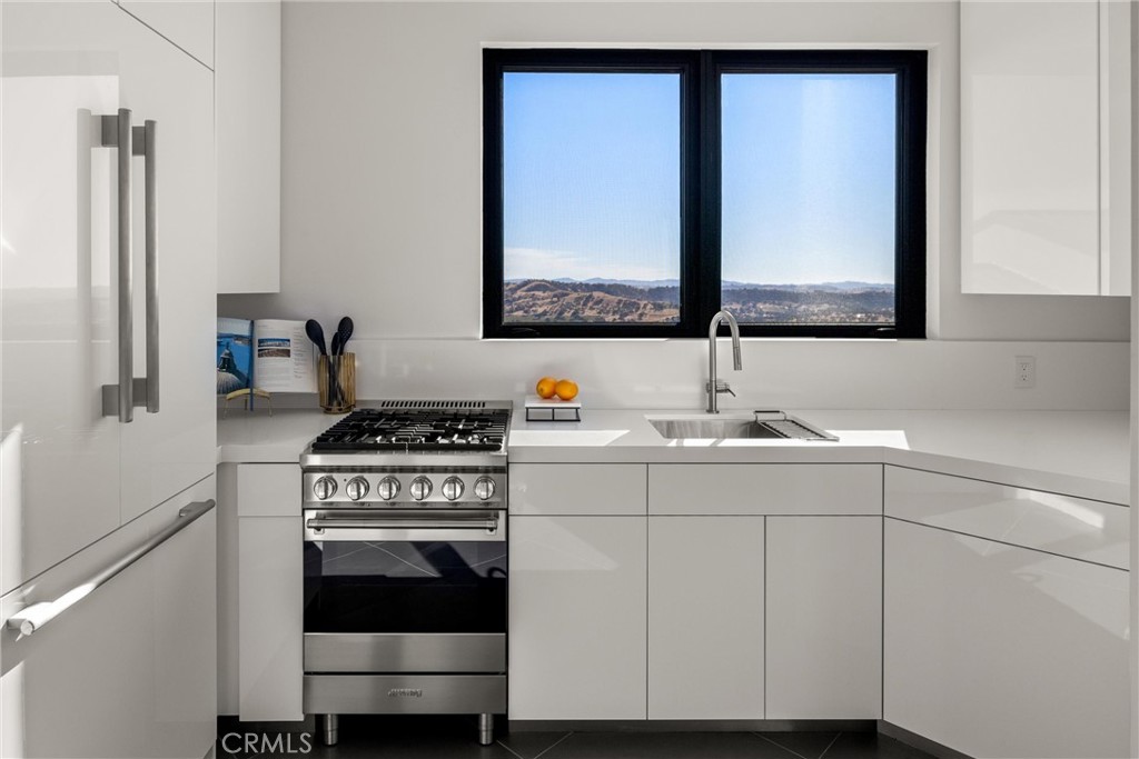 888 Camino Vina, Paso Robles, CA 93446