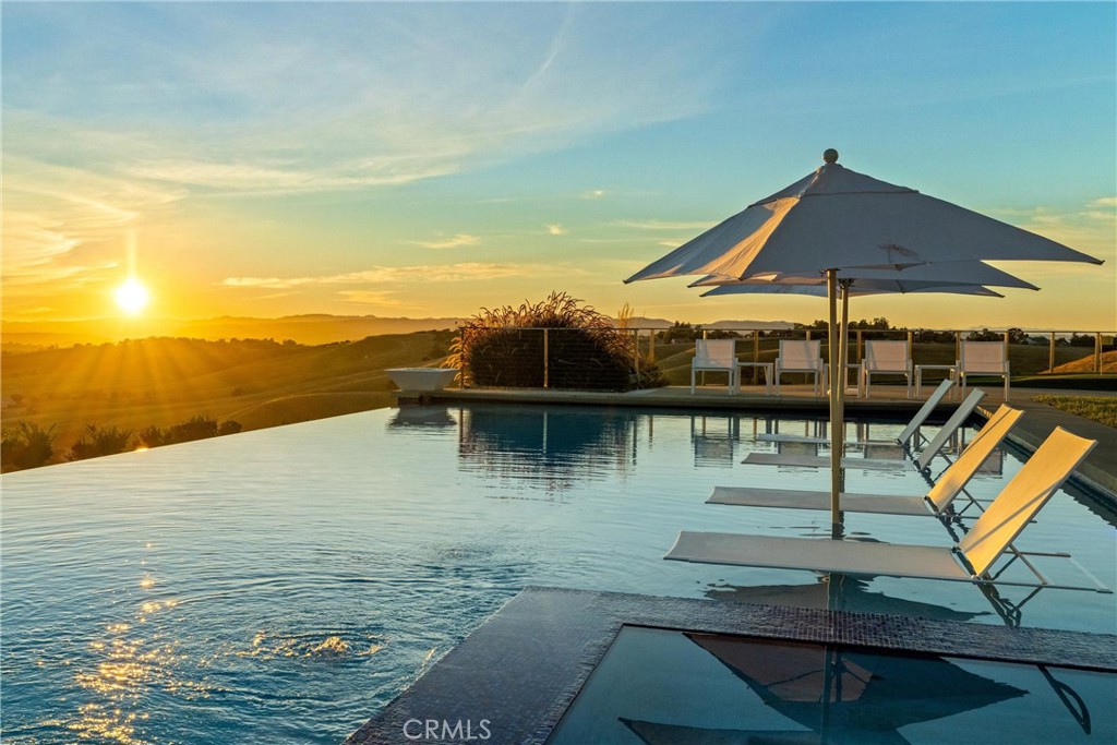 888 Camino Vina, Paso Robles, CA 93446