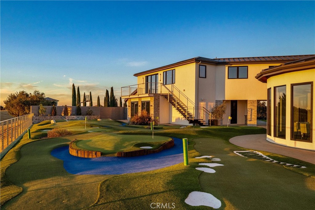 888 Camino Vina, Paso Robles, CA 93446