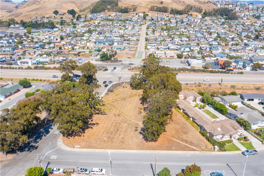 2783 Coral Ave, Morro Bay, CA 93442