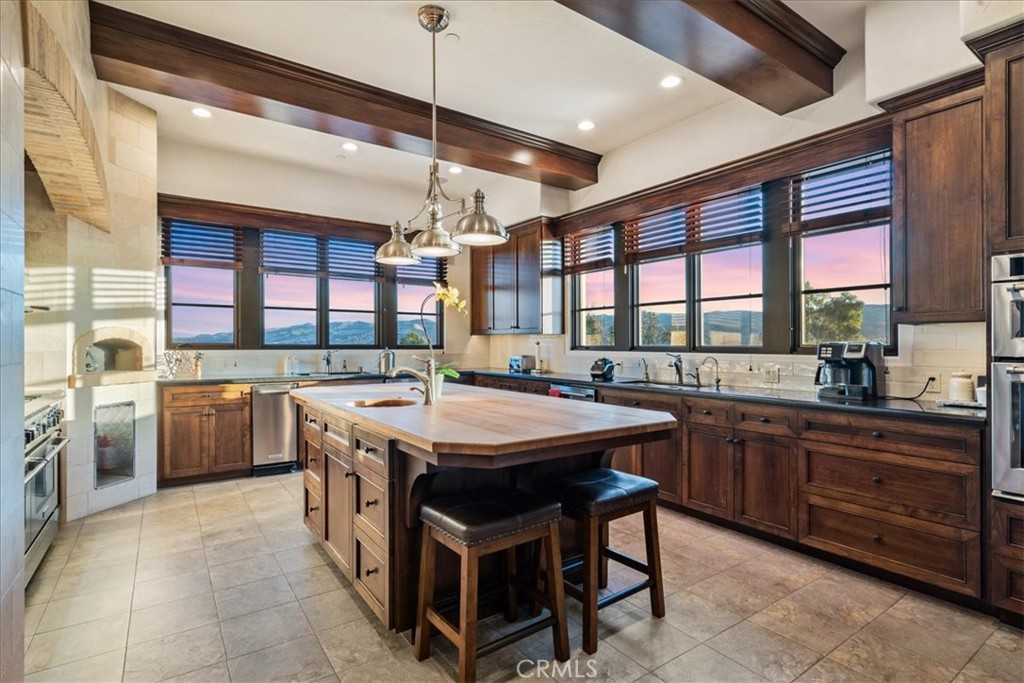 3515 Turri Rd, San Luis Obispo, CA 93405