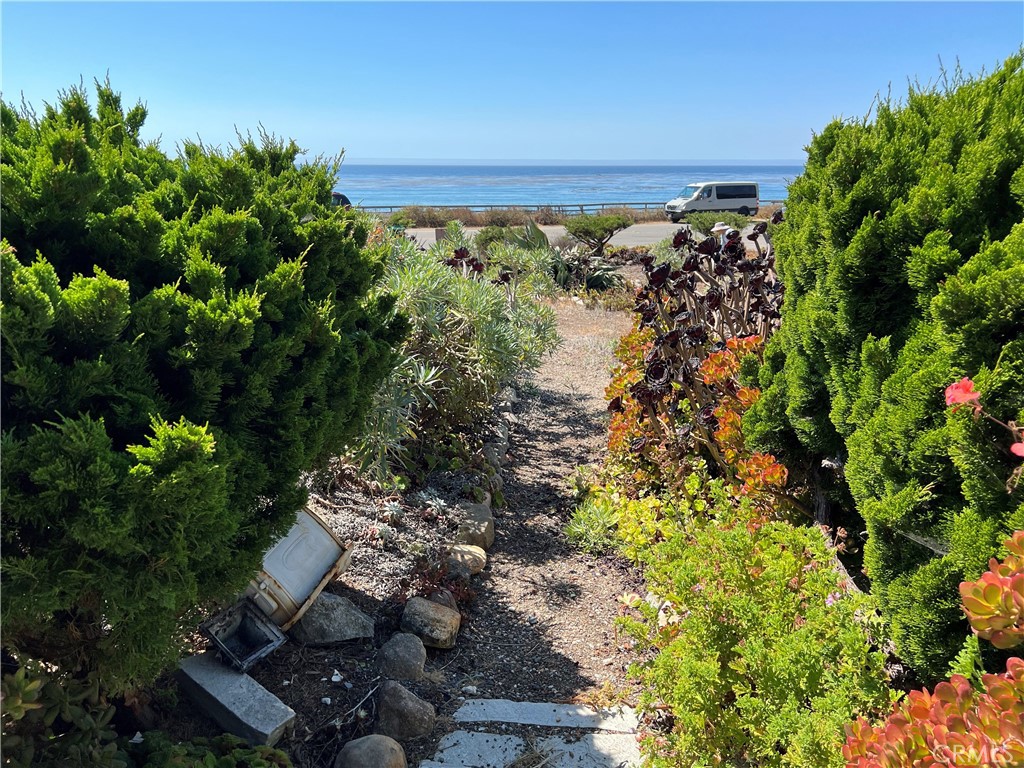 5978 Moonstone Beach Dr, Cambria, CA 93428