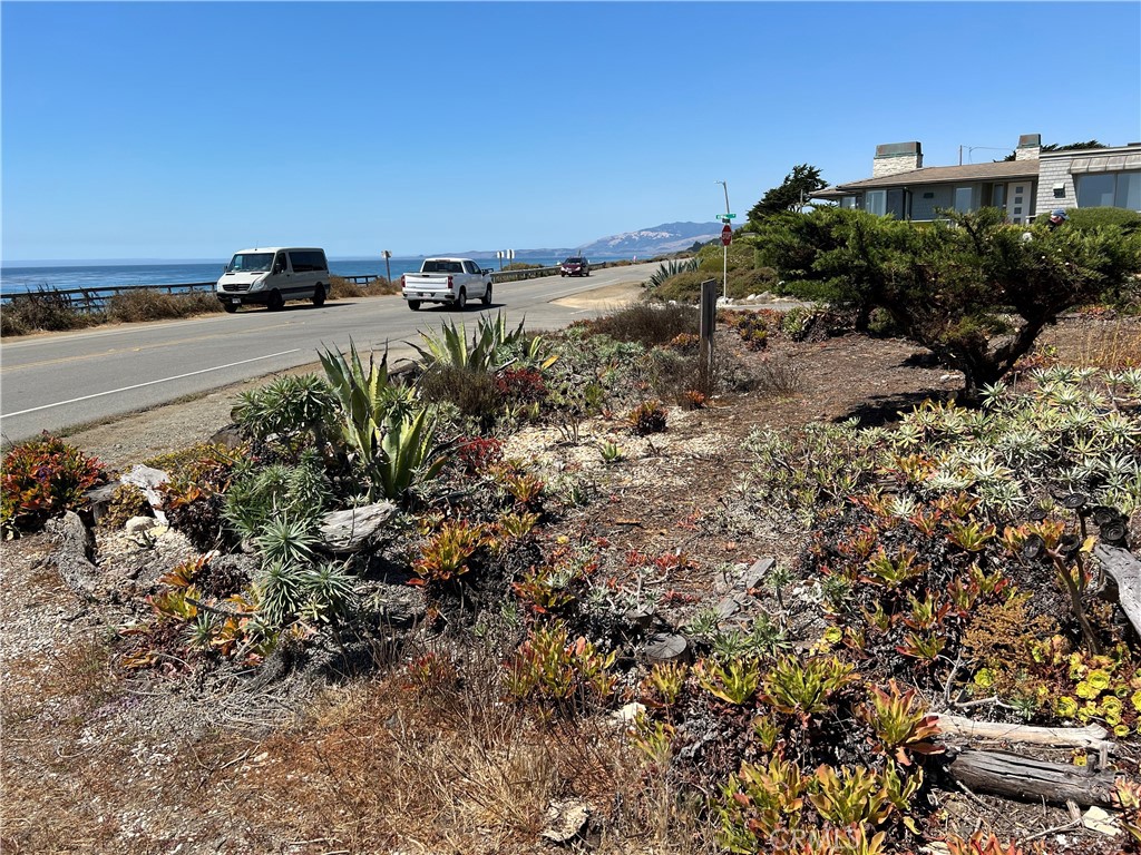 5978 Moonstone Beach Dr, Cambria, CA 93428