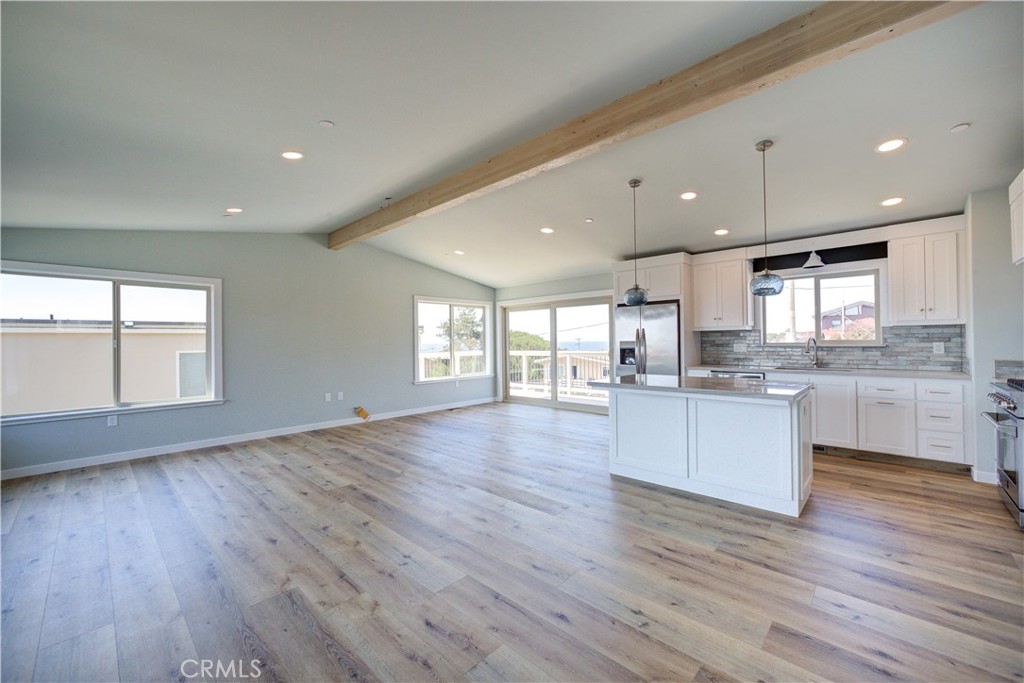 396 Castle, Cambria, CA 93428