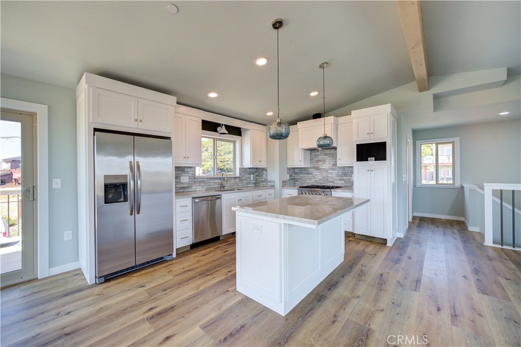 396 Castle, Cambria, CA 93428