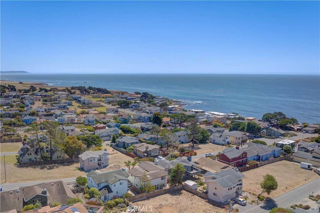 396 Castle, Cambria, CA 93428