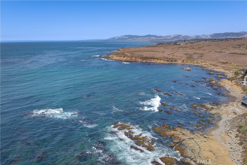 396 Castle, Cambria, CA 93428