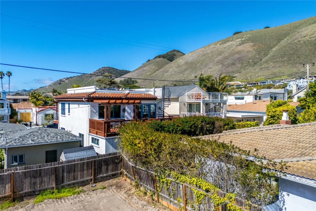 178 Cliff Ave, Pismo Beach, CA 93449
