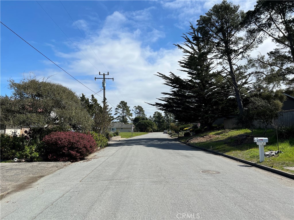 2540 Malvern St, Cambria, CA 93428