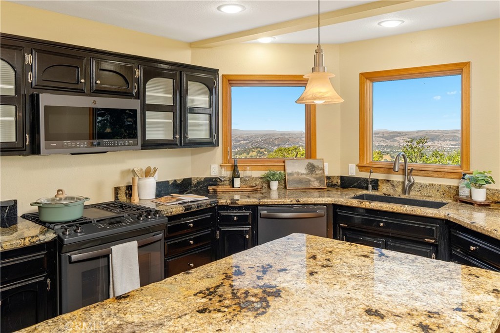 10885 San Marcos Rd, Atascadero, CA 93422