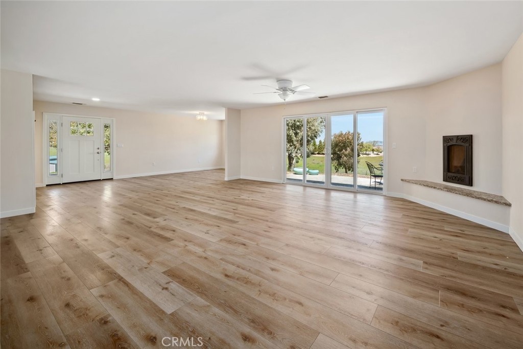 6095 Vista Serrano Way, Paso Robles, CA 93446