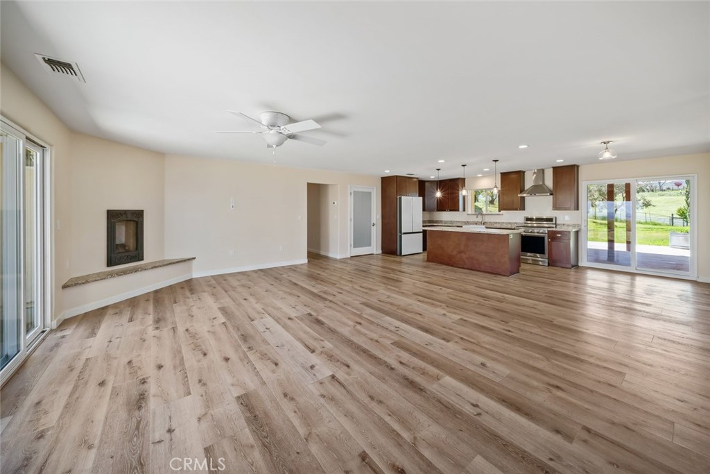 6095 Vista Serrano Way, Paso Robles, CA 93446