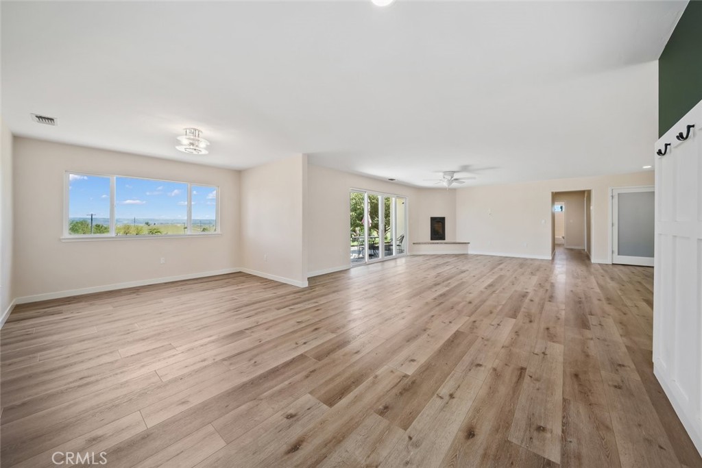 6095 Vista Serrano Way, Paso Robles, CA 93446