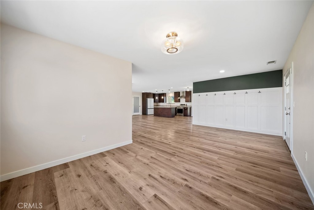 6095 Vista Serrano Way, Paso Robles, CA 93446