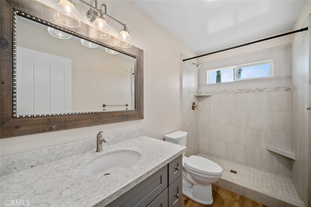 6095 Vista Serrano Way, Paso Robles, CA 93446