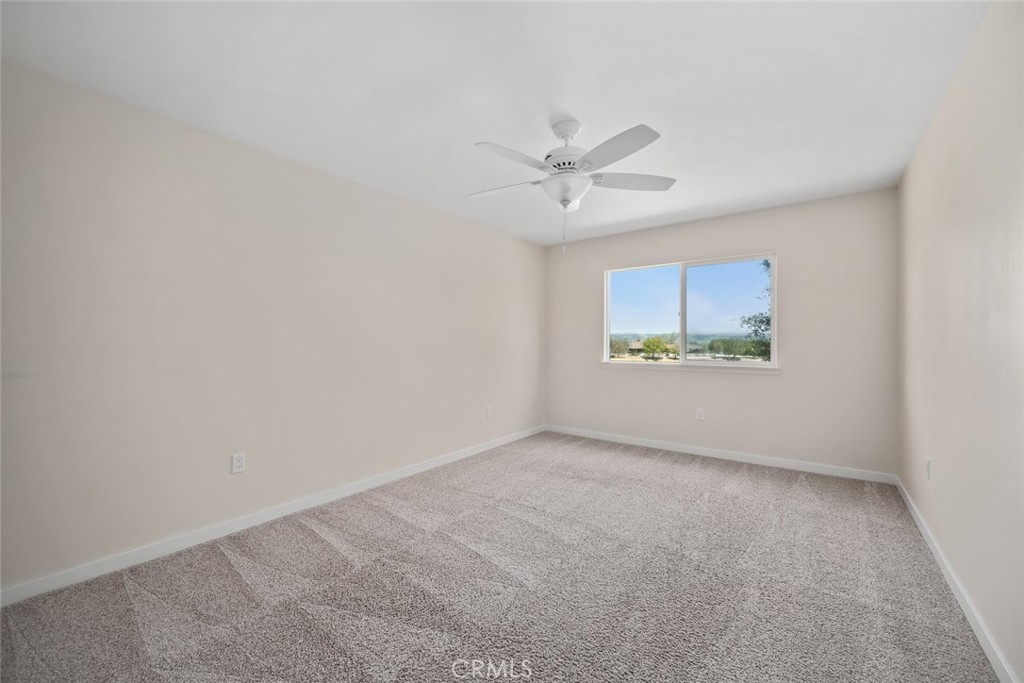 6095 Vista Serrano Way, Paso Robles, CA 93446