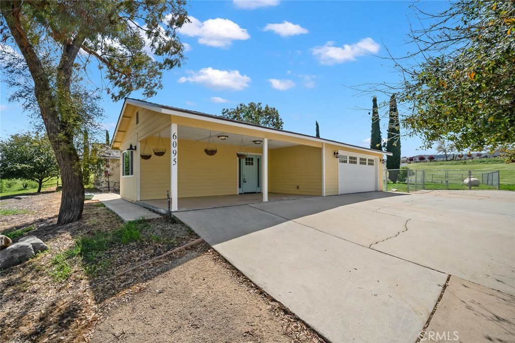 6095 Vista Serrano Way, Paso Robles, CA 93446