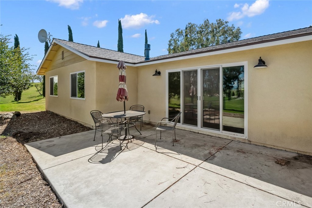 6095 Vista Serrano Way, Paso Robles, CA 93446