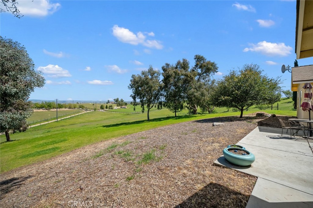 6095 Vista Serrano Way, Paso Robles, CA 93446