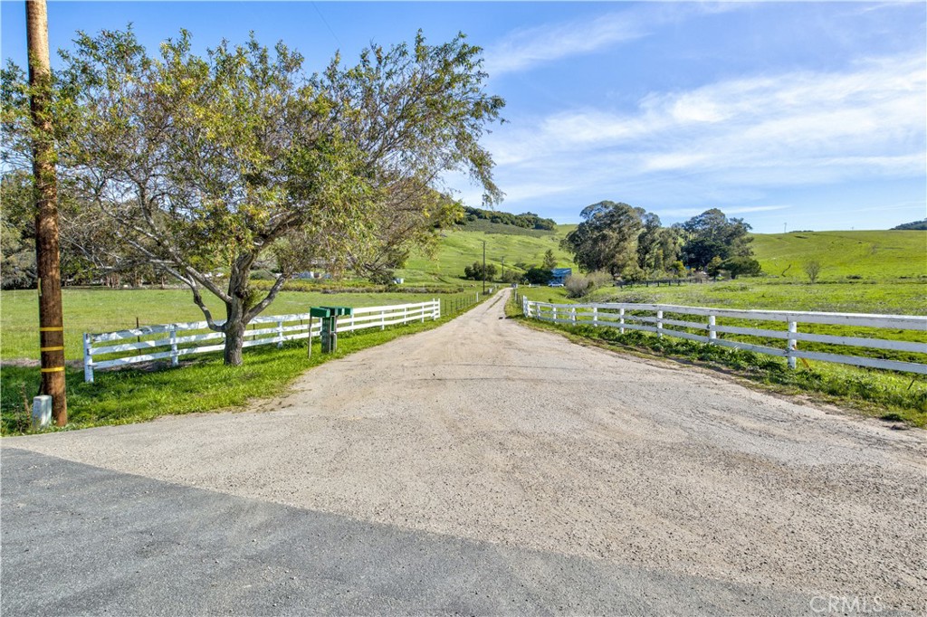 1498 O'Connor Way, San Luis Obispo, CA 93405