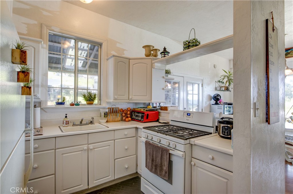 1498 O'Connor Way, San Luis Obispo, CA 93405