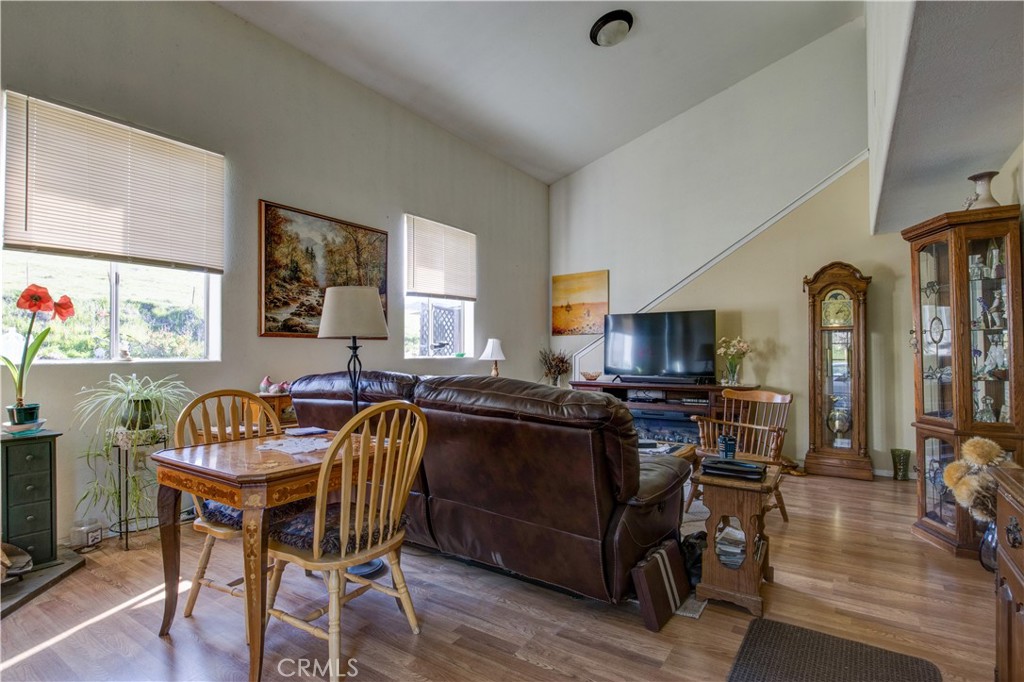 1498 O'Connor Way, San Luis Obispo, CA 93405