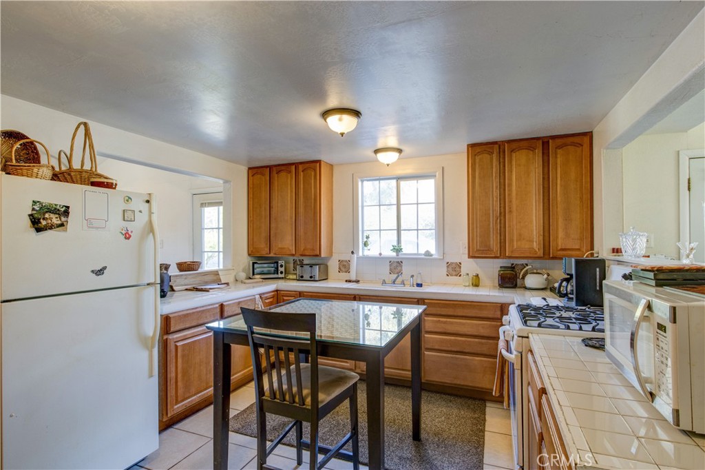 1498 O'Connor Way, San Luis Obispo, CA 93405