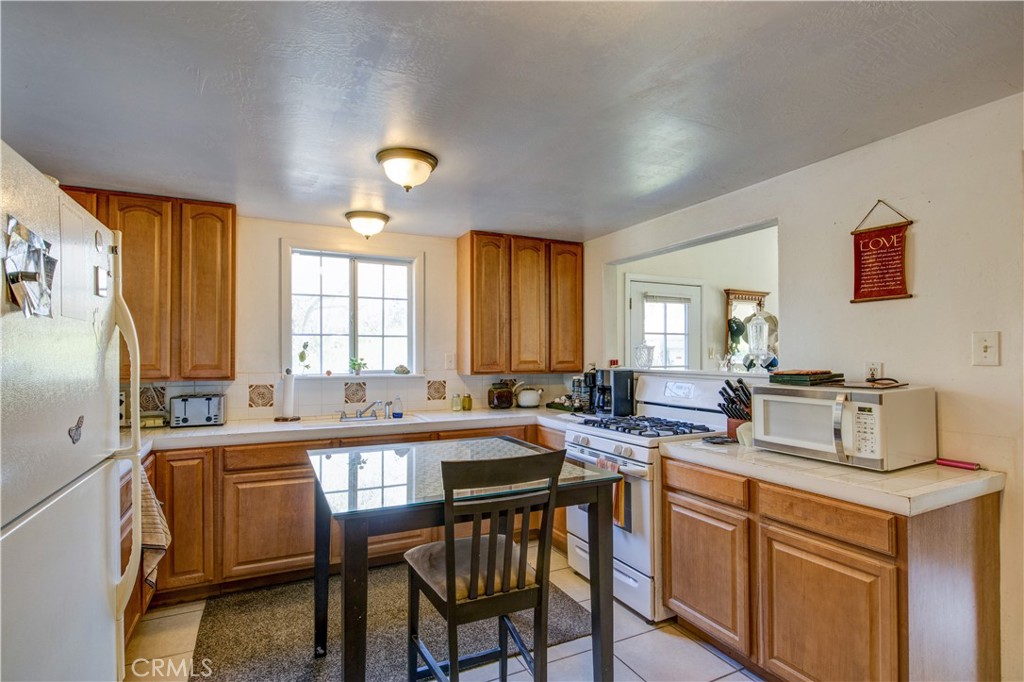 1498 O'Connor Way, San Luis Obispo, CA 93405