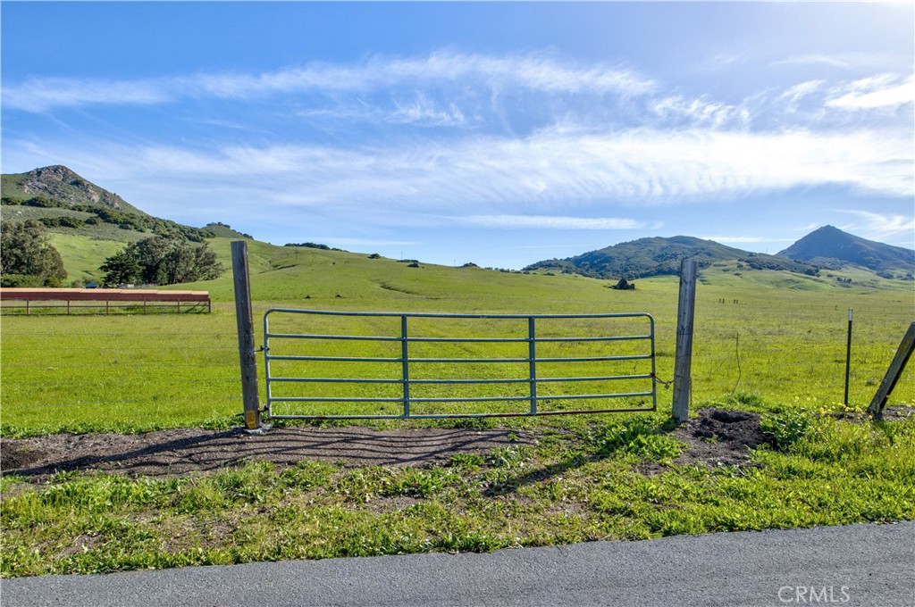 1498 O'Connor Way, San Luis Obispo, CA 93405
