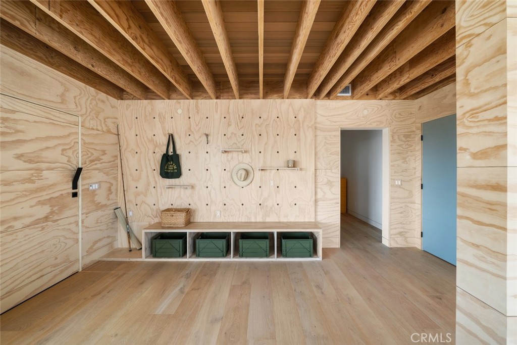 170 Surf St, Pismo Beach, CA 93449