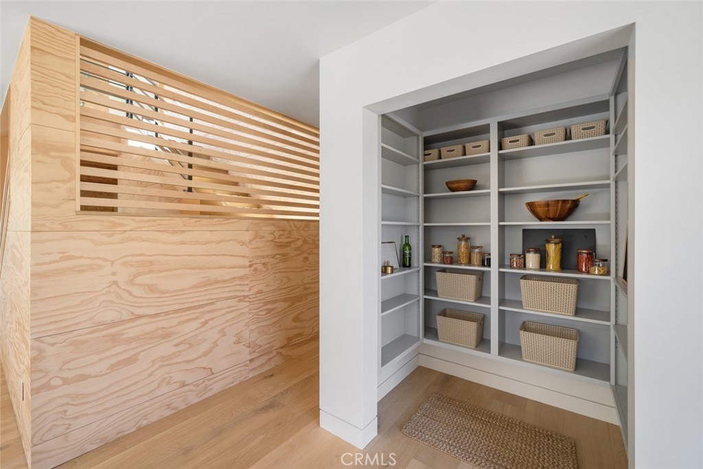 170 Surf St, Pismo Beach, CA 93449