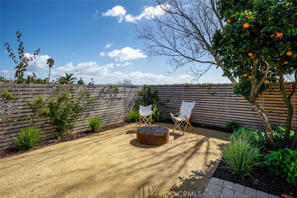 170 Surf St, Pismo Beach, CA 93449