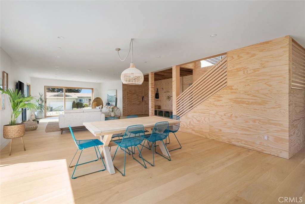 170 Surf St, Pismo Beach, CA 93449