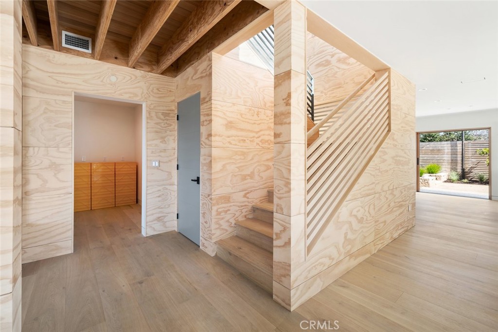 170 Surf St, Pismo Beach, CA 93449