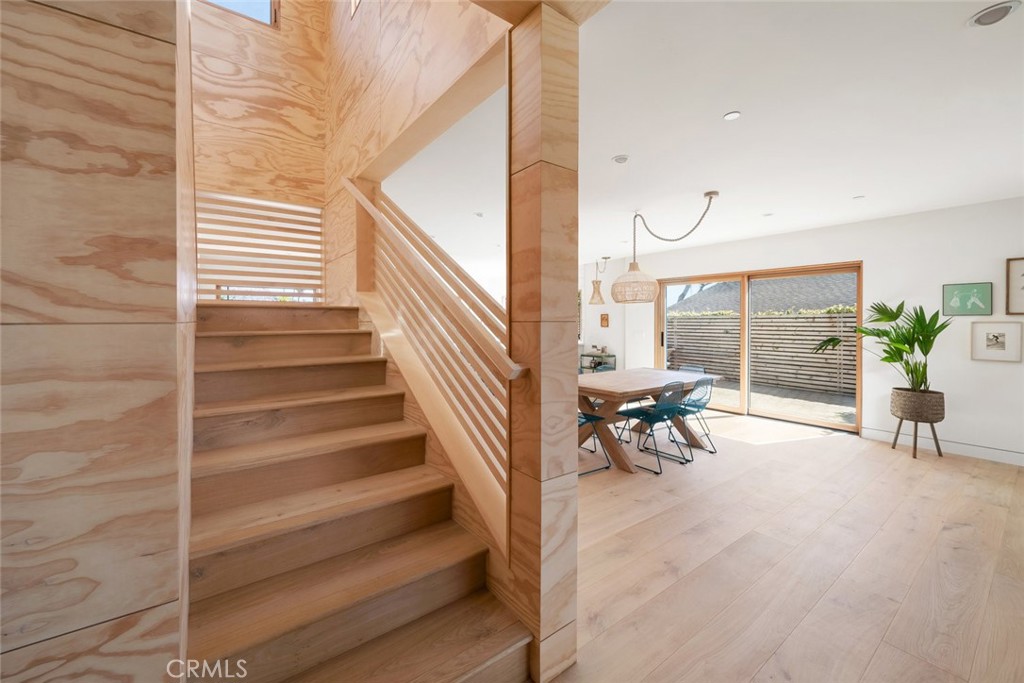 170 Surf St, Pismo Beach, CA 93449